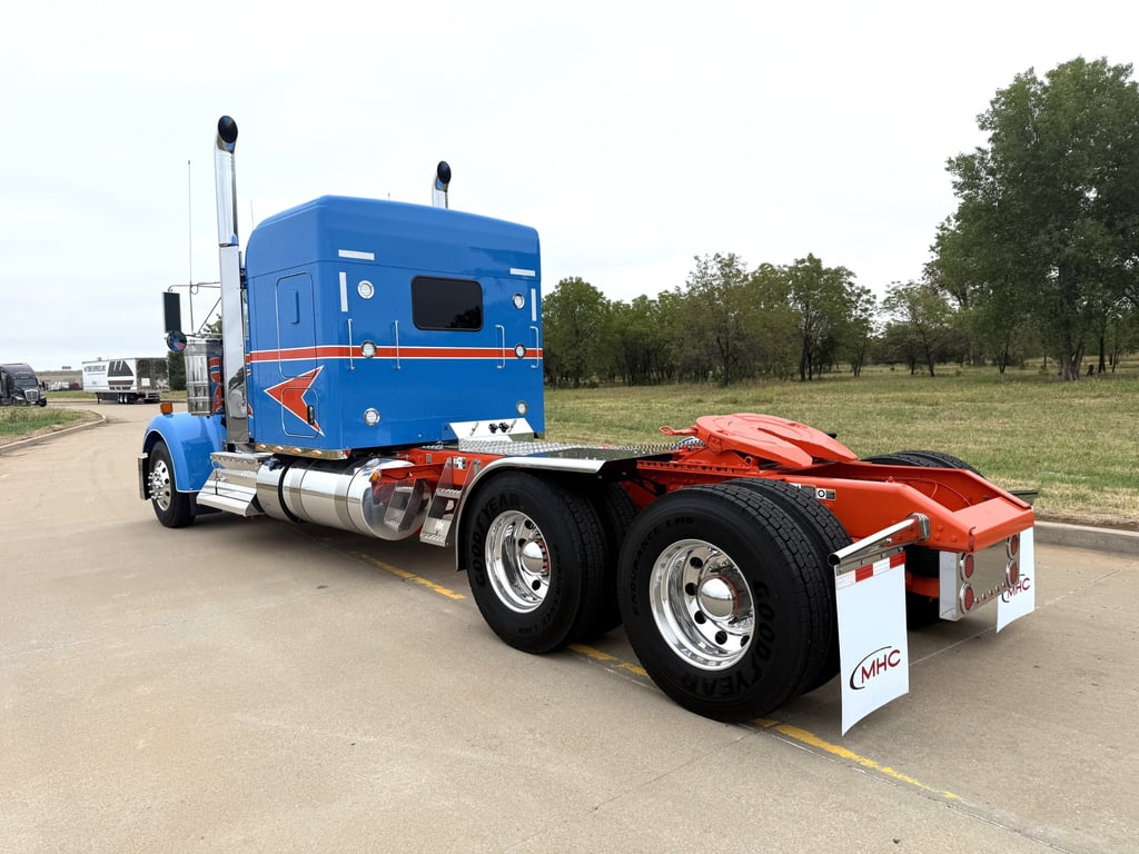 2027 Kenworth W900 in Oklahoma City, OK — photo 5