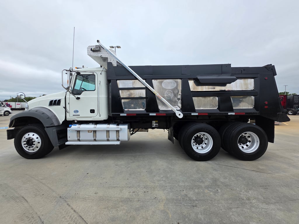 2021 Mack Granite in South Atlanta — photo 4