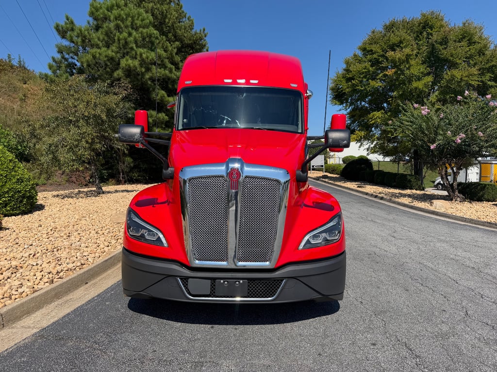 2023 Kenworth T680 in Mableton, GA — photo 7