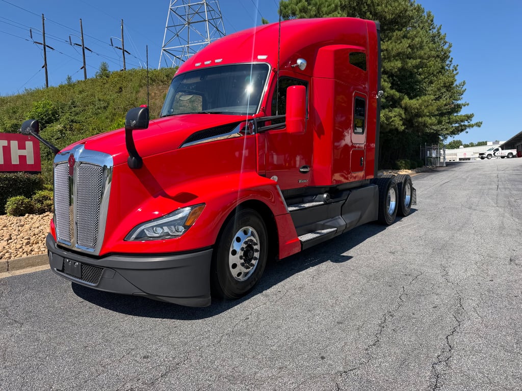 2023 Kenworth T680 in Mableton, GA — photo 8