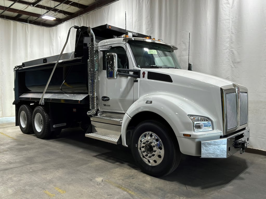 2027 Kenworth T880 in Ardmore, OK