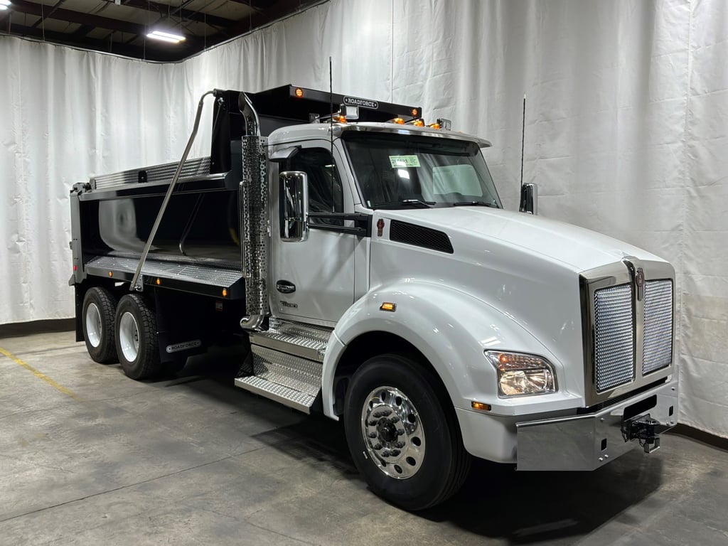 2027 Kenworth T880 in Dallas, TX