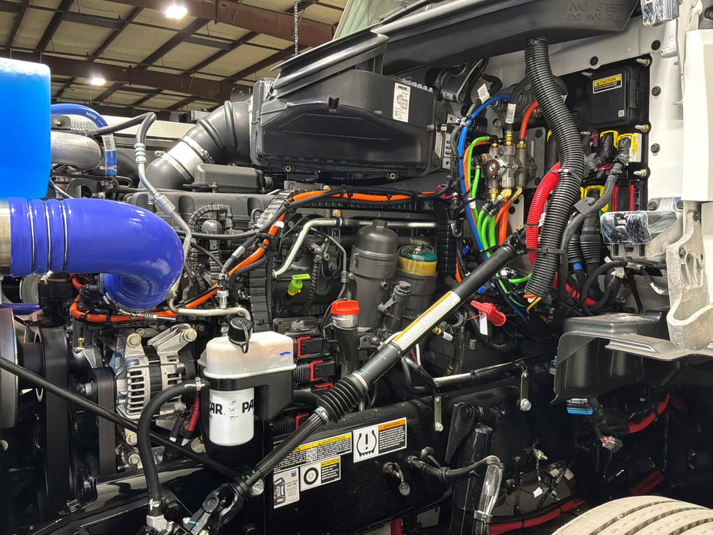 2027 Kenworth T880 in Dallas, TX — photo 5