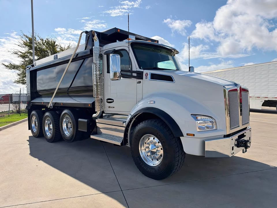 2027 Kenworth T880 in Dallas, TX