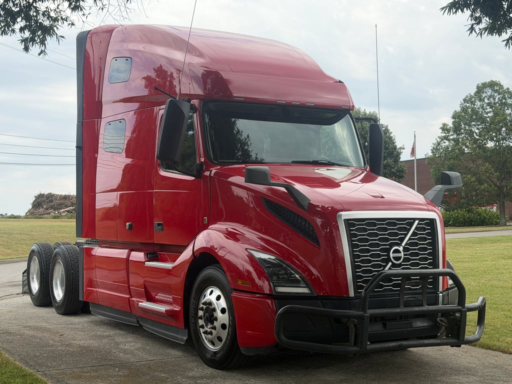 2022 Volvo VNL 760 in Nashville, TN