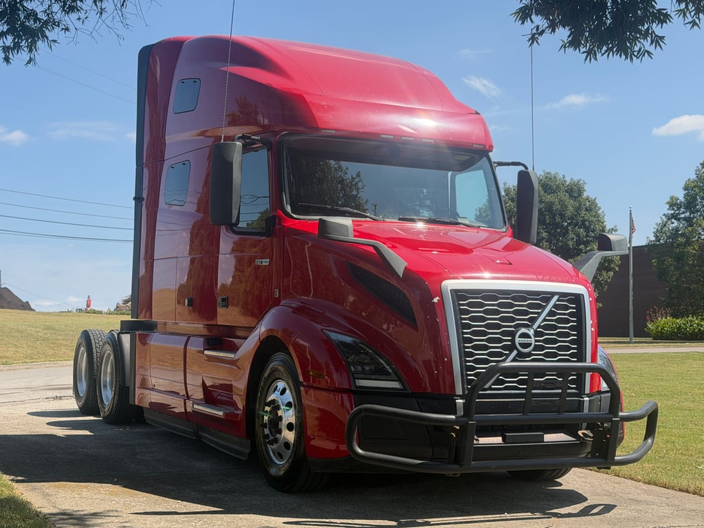 2022 Volvo VNL 760 in Nashville, TN