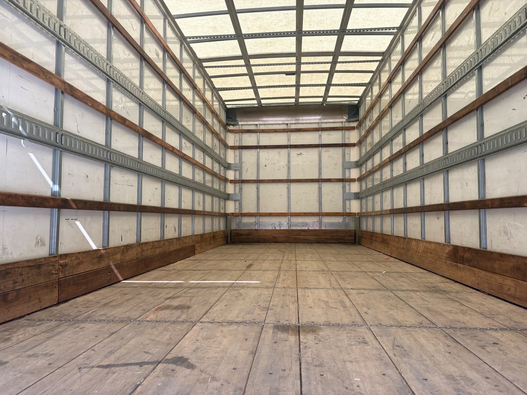 2022 Freightliner M2 106 in Denver, CO — photo 8