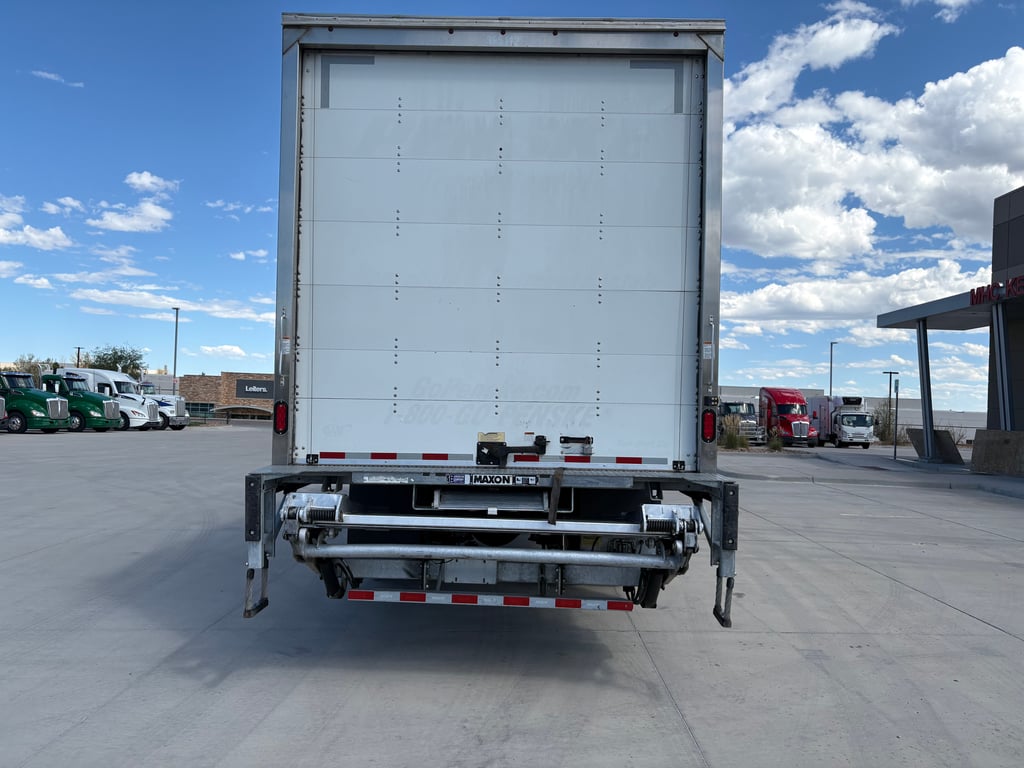 2022 Freightliner M2 106 in Denver, CO — photo 5