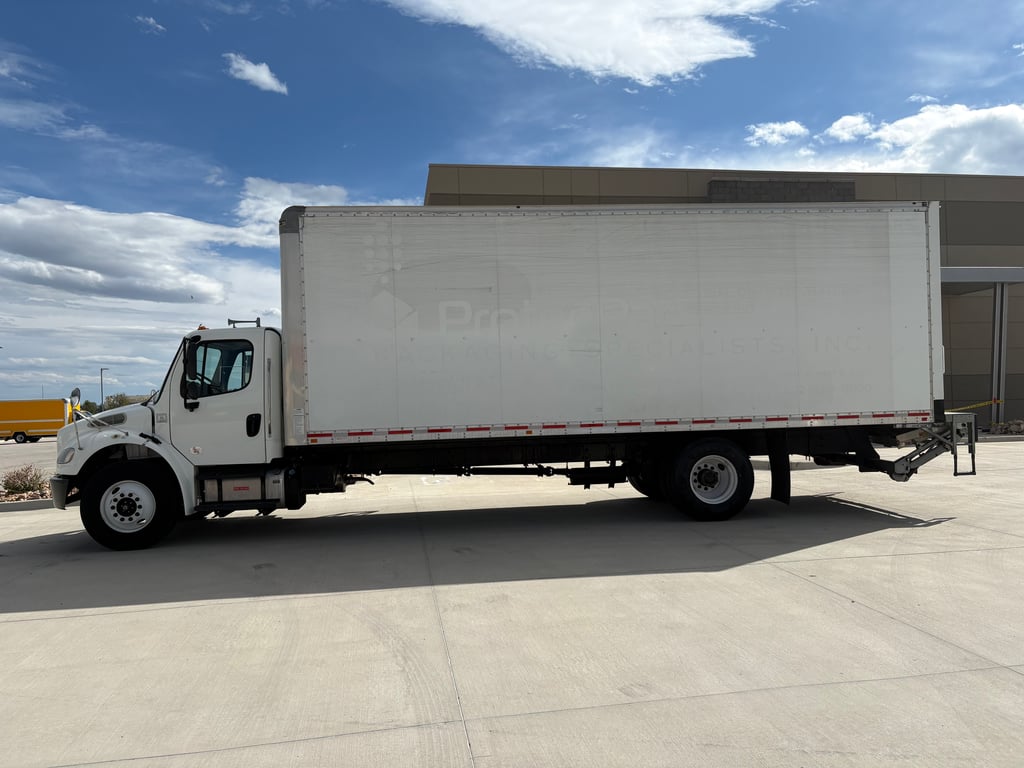 2020 Freightliner M2 106 in Denver, CO — photo 8