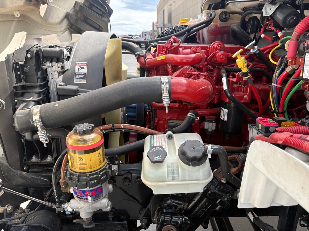 2020 Freightliner M2 106 in Denver, CO — photo 6