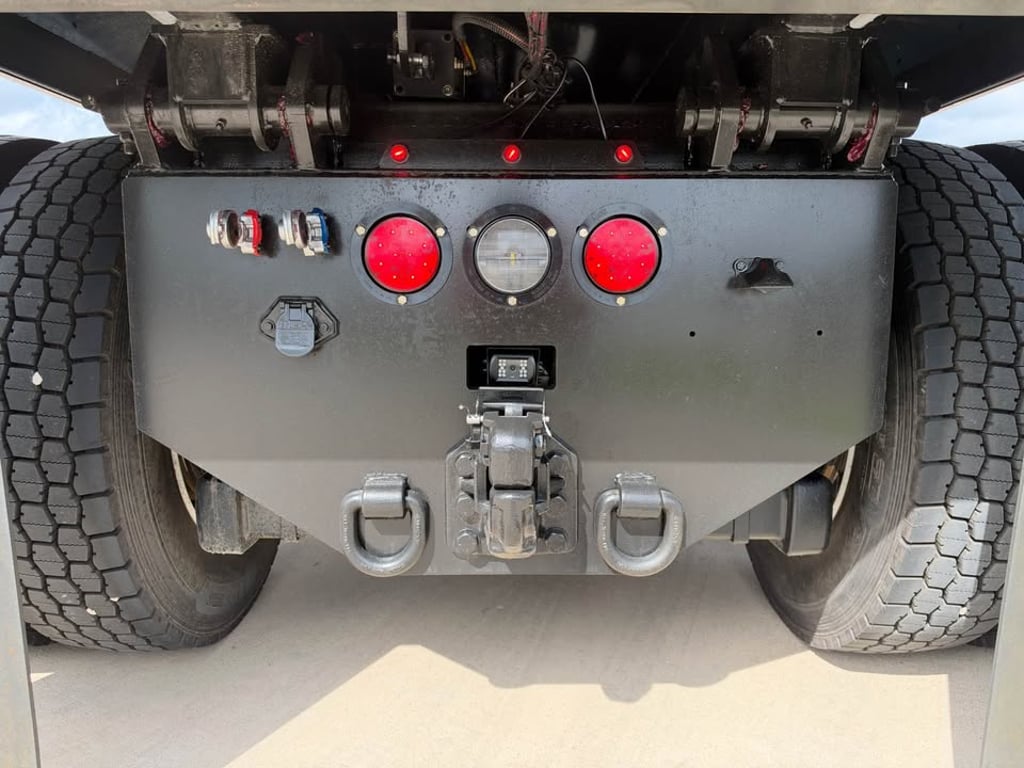 2027 Kenworth T880 in Dallas, TX — photo 8