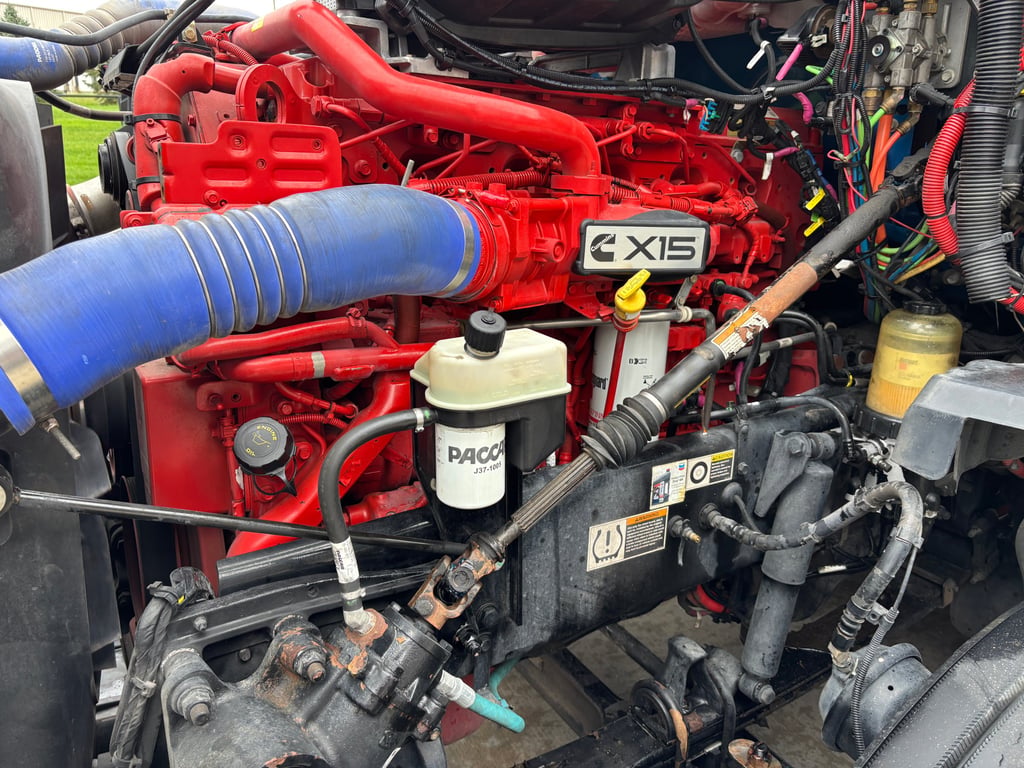 2023 Kenworth T680 in Omaha, NE — photo 6