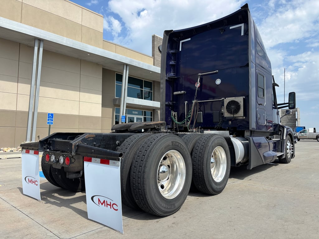 2024 Kenworth T680 in Omaha, NE — photo 8