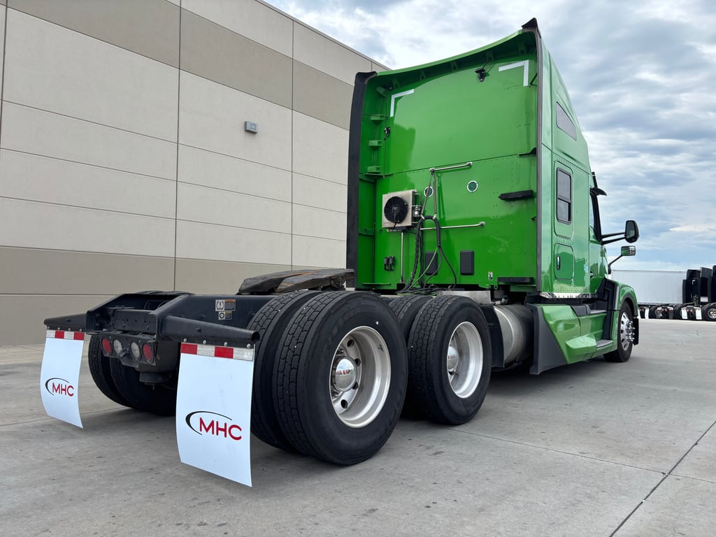 2024 Kenworth T680 in Omaha, NE — photo 6