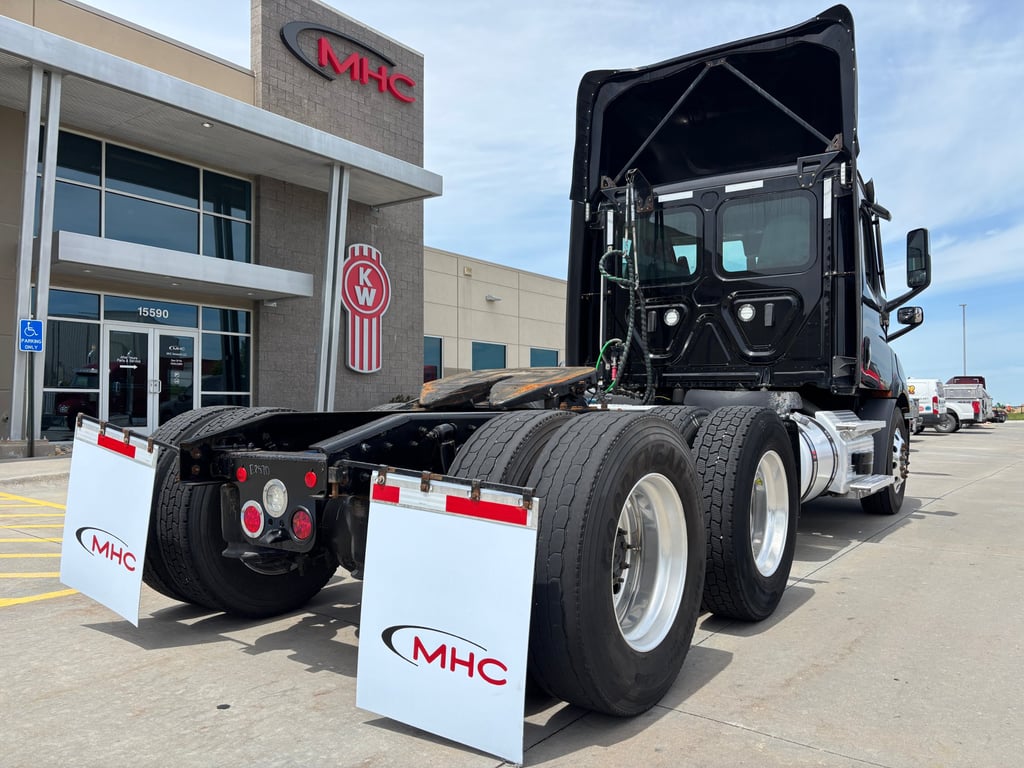 2023 Freightliner in Omaha, NE — photo 7