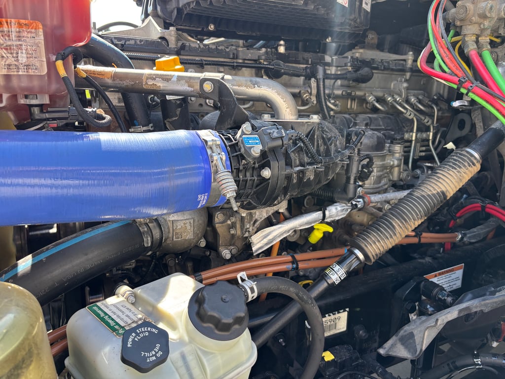 2023 Freightliner Cascadia in Omaha, NE — photo 6