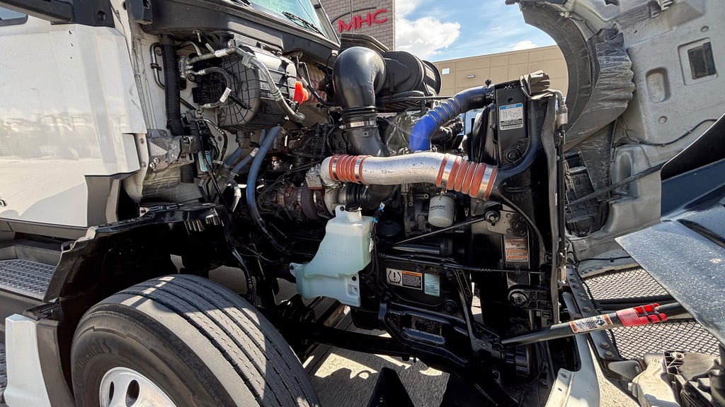 2023 Kenworth T680 in El Paso, TX — photo 7