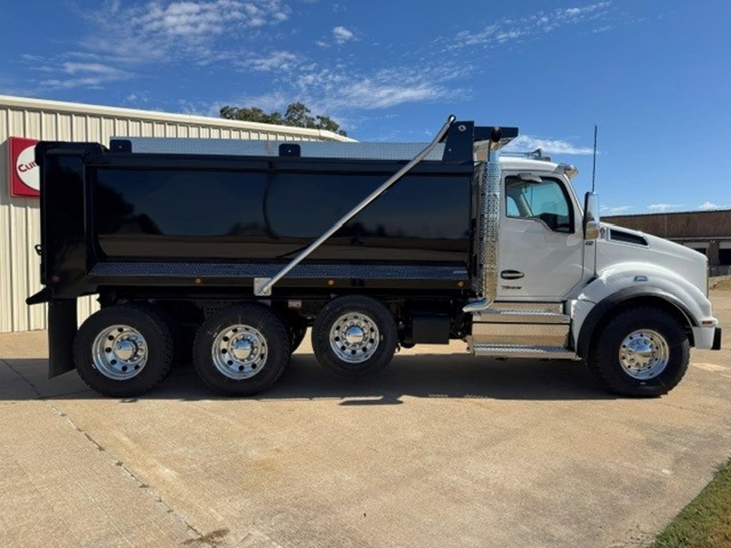 2027 Kenworth T880 in Jonesboro, AR — photo 3