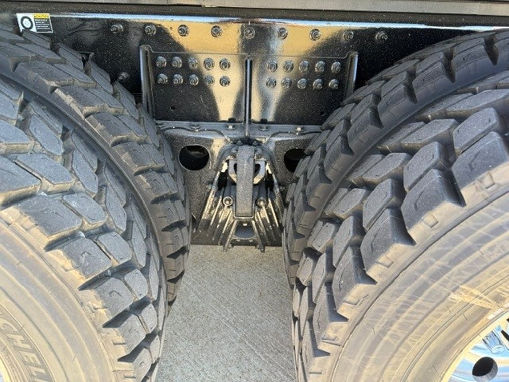 2027 Kenworth T880 in Jonesboro, AR — photo 4