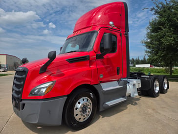 2024 Kenworth T880 in Oklahoma City, OK — photo 8