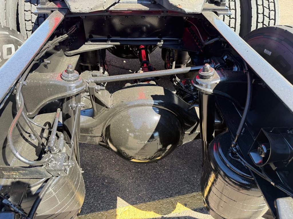 2023 Kenworth T680 in Denver, CO — photo 8