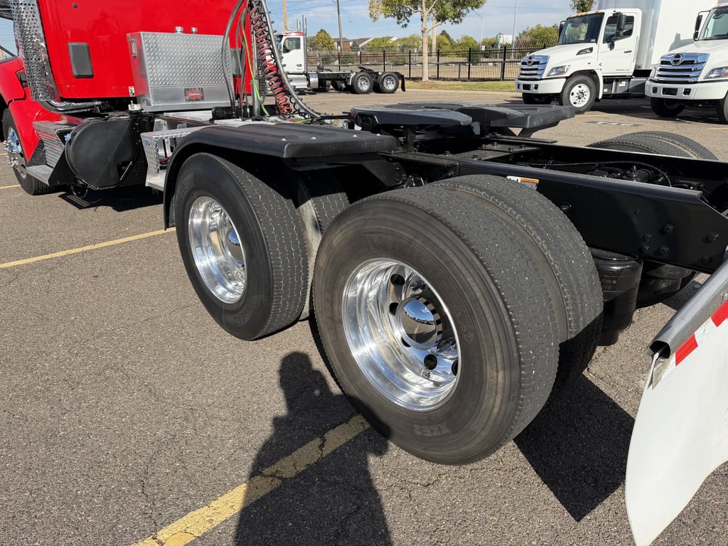 2020 Kenworth T880 in Denver, CO — photo 8