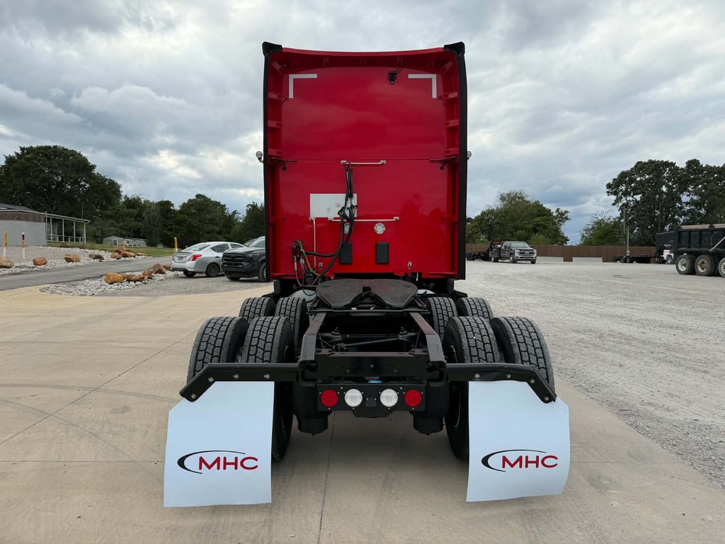 2023 Kenworth T680 in Tulsa, OK — photo 5