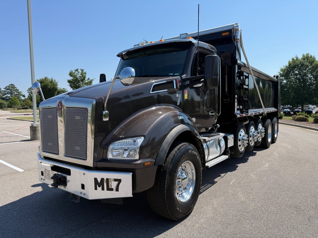 2022 Kenworth T880 in Raleigh, NC — photo 2
