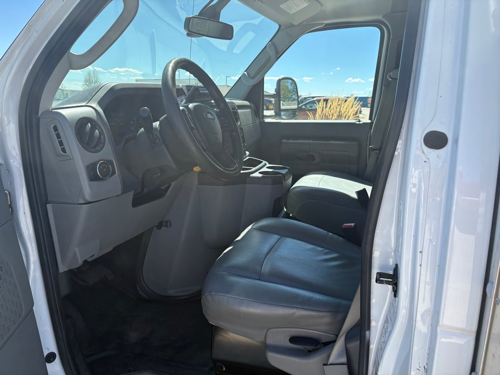 2022 Ford E-Series in Denver, CO — photo 3