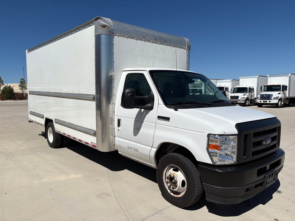 2022 Ford E-Series