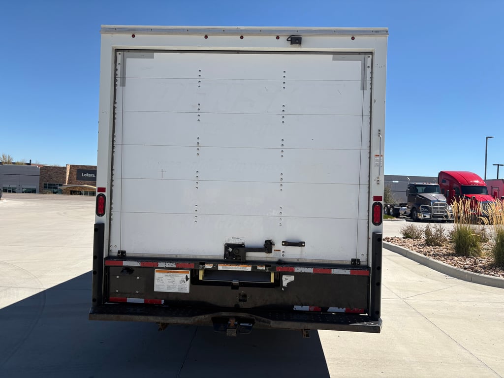2022 Ford E-Series in Denver, CO — photo 4