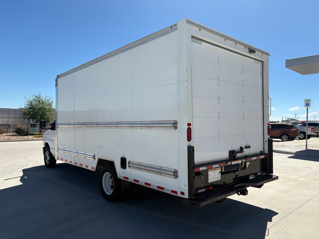 2022 Ford E-Series in Denver, CO — photo 7