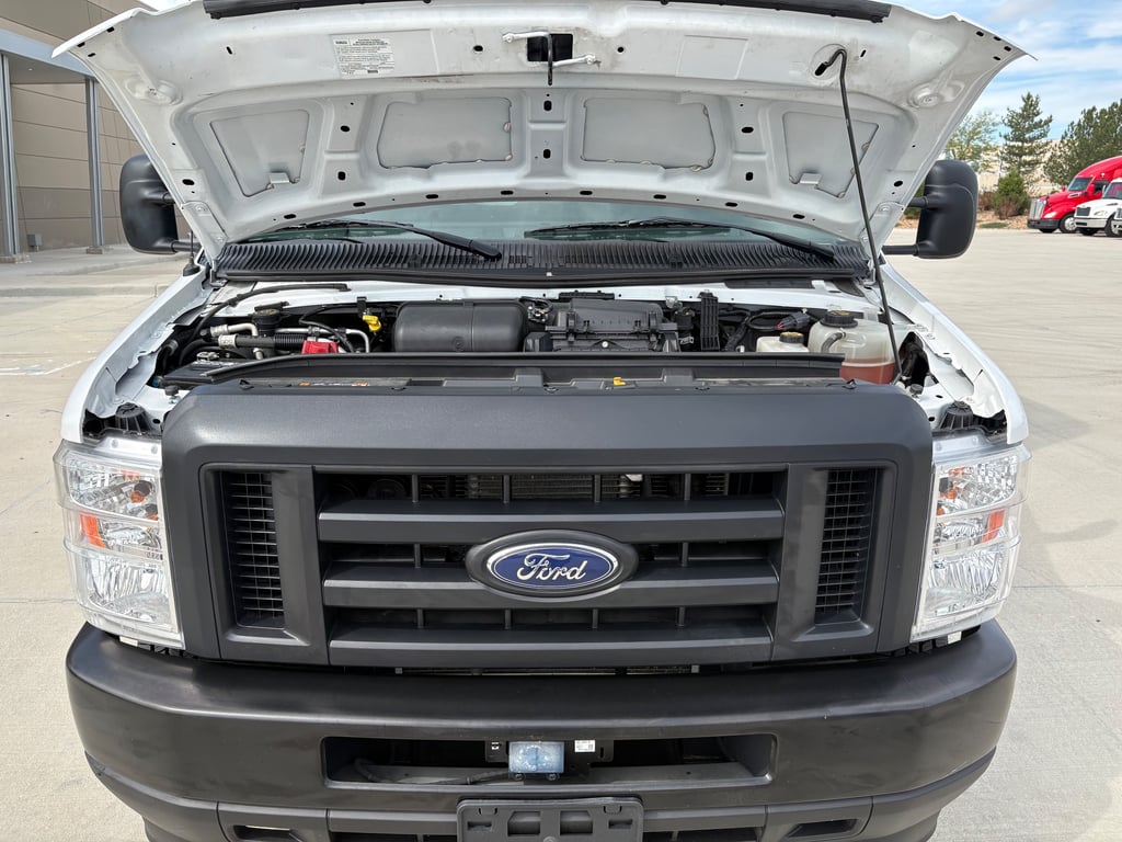 2022 Ford E-Series in Denver, CO — photo 5