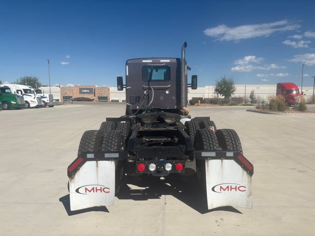 2024 Kenworth T680 in Denver, CO — photo 3