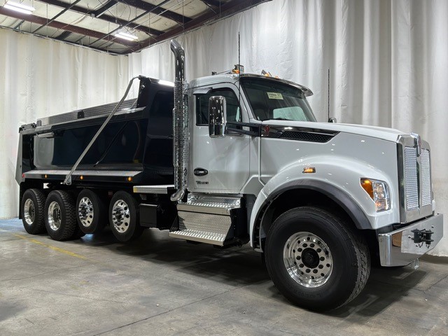 2027 Kenworth T880 in El Paso, TX