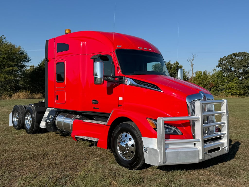2022 Kenworth T680 in Joplin, MO