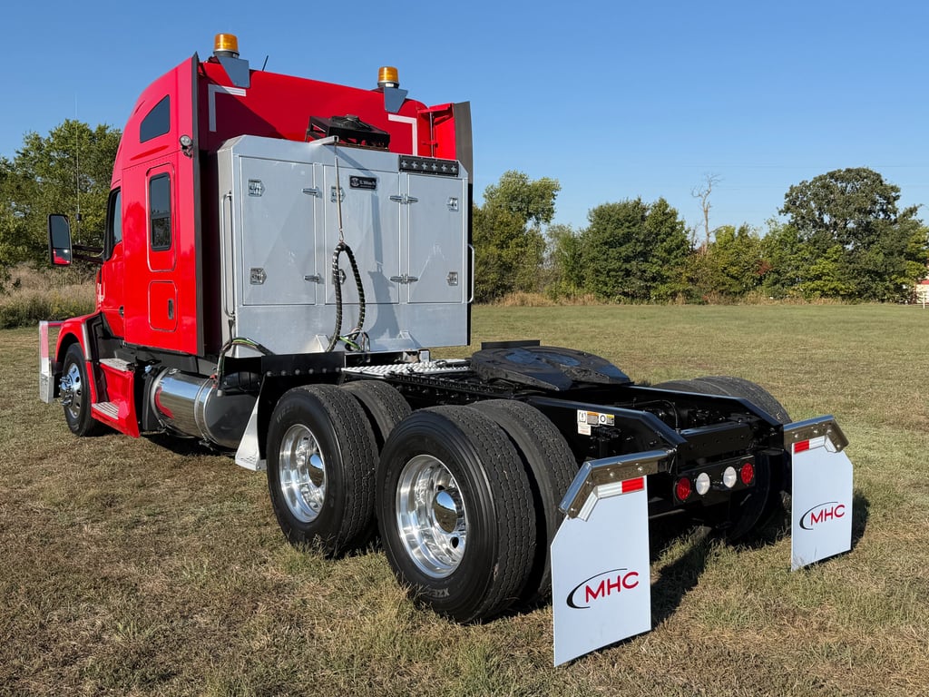 2023 Kenworth T680 in Joplin, MO — photo 4