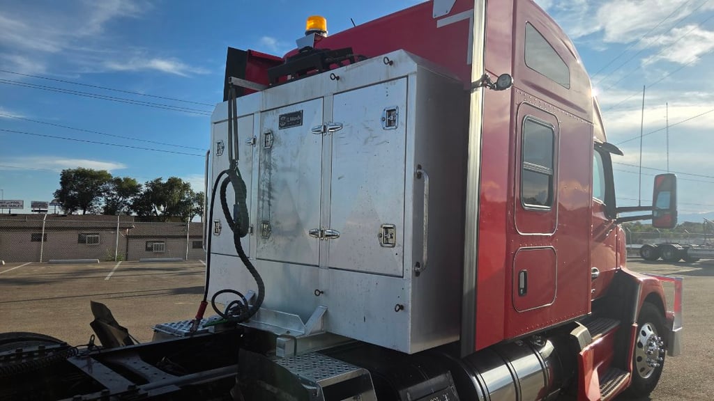 2022 Kenworth T680 in Pueblo, CO — photo 5