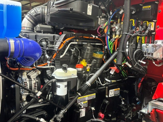 2027 Kenworth T880 in Kansas City, MO — photo 5