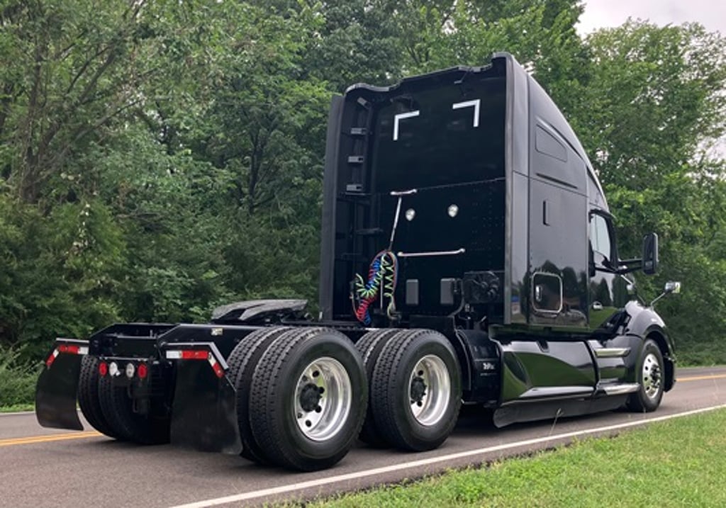 2022 Kenworth T680 in Dallas, TX — photo 5
