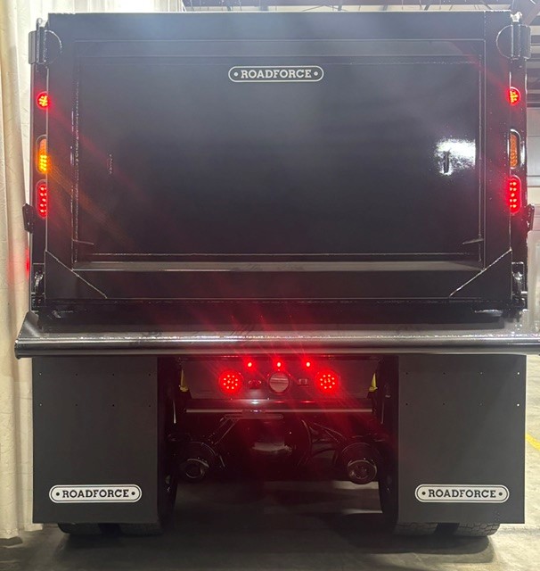 2027 Kenworth T880 in Omaha, NE — photo 4