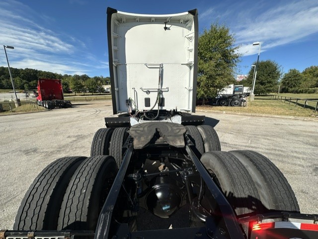 2022 Kenworth T680 in Chattanooga, TN — photo 5