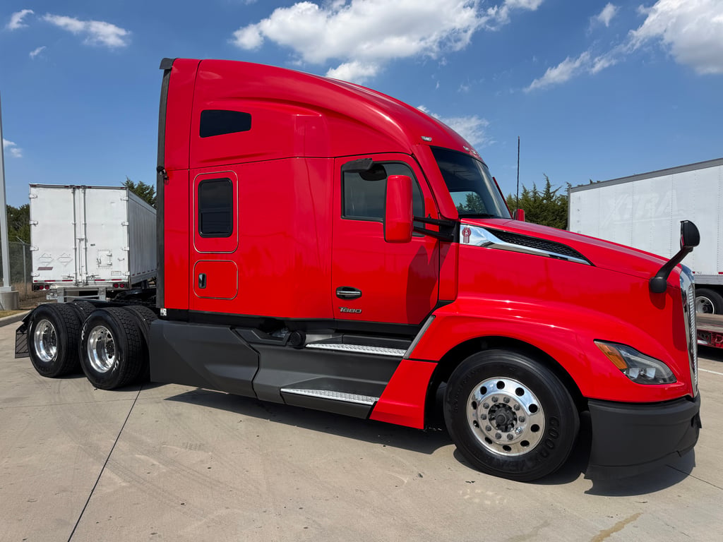 2023 Kenworth T680 in Dallas, TX