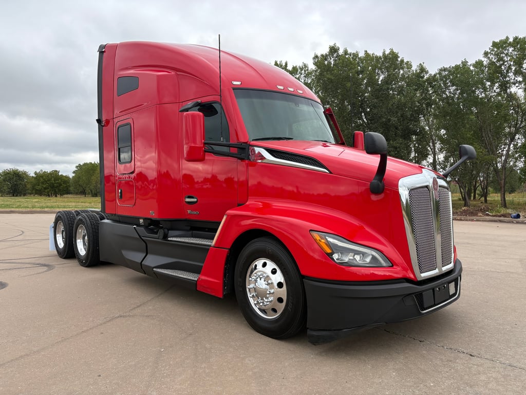 2024 Kenworth T680 in Oklahoma City, OK