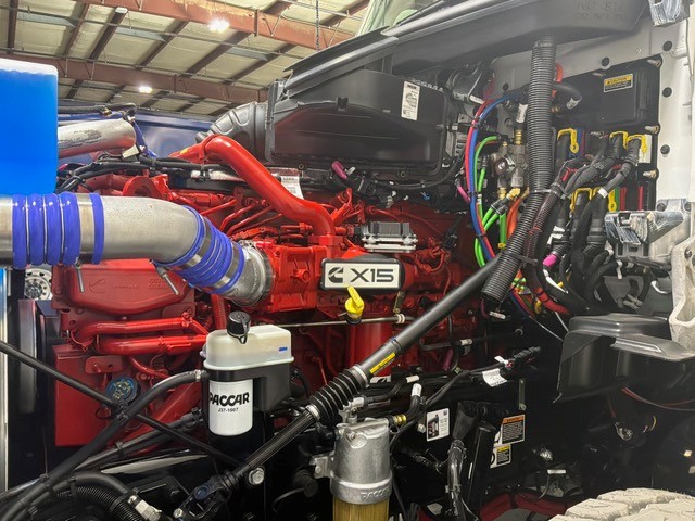 2027 Kenworth T880 in Knoxville, TN — photo 5
