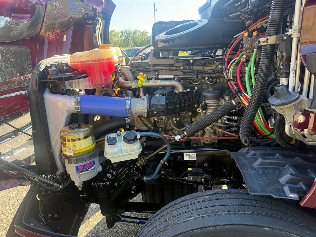 2021 Freightliner in Van Buren, AR — photo 6