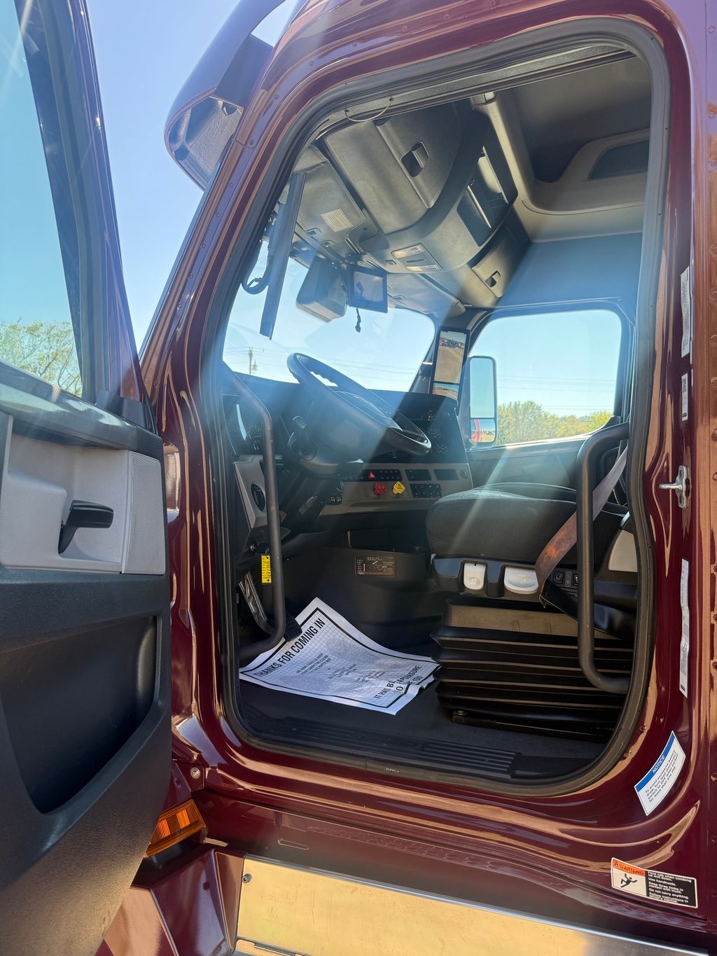 2021 Freightliner in Van Buren, AR — photo 3