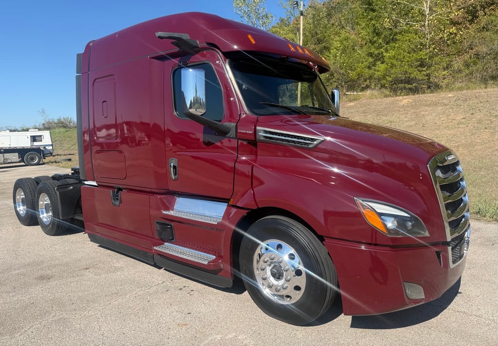 2021 Freightliner in Van Buren, AR