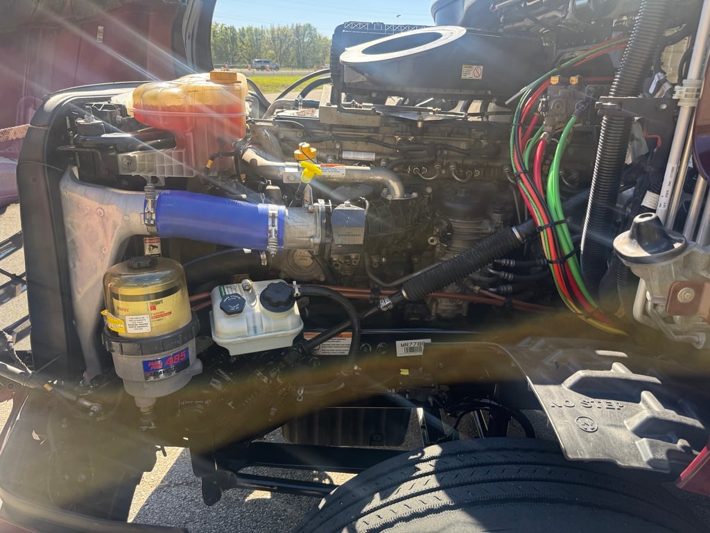 2021 Freightliner in Van Buren, AR — photo 5