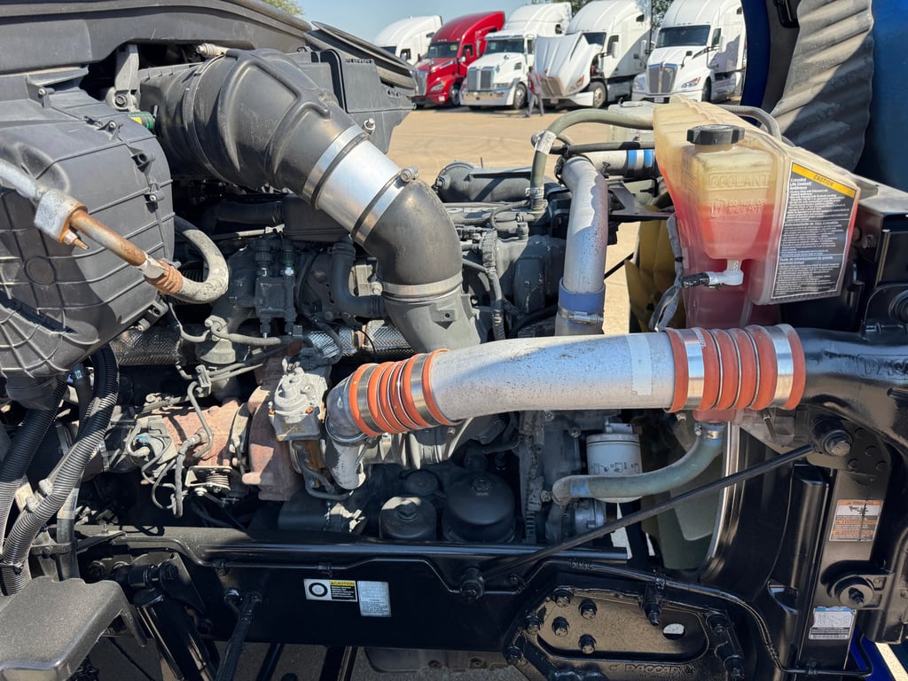 2019 Kenworth T680 in Dallas, TX — photo 7